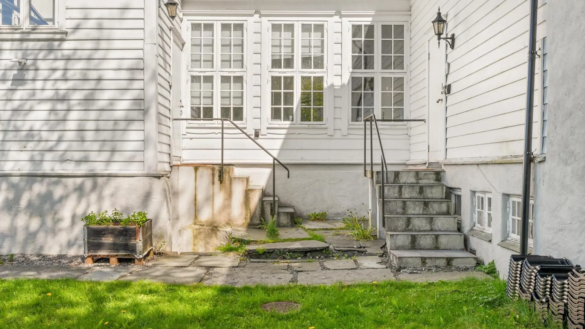 Historic Bergen Home I Free Parking 公寓
